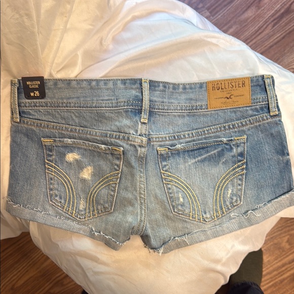 Hollister Blue Jean Shorts Distressed Cut-Off Style - Picture 3 of 6